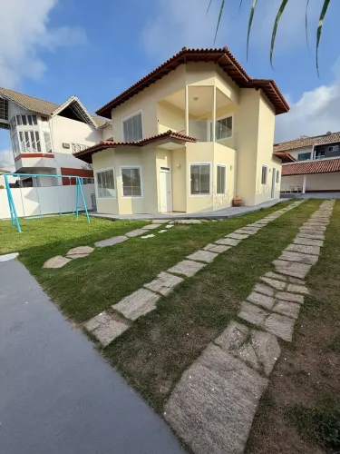 Mirante da Lagoa-Aluguel-Venda-Casa Duplex 3 qtos sendo 1 no térreo (sendo 1 suite)