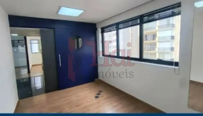 CONJUNTO COMERCIAL CERQUEIRA CESAR VENDE OU ALUGA 60m2