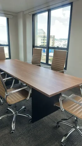 Mesa de reunião 