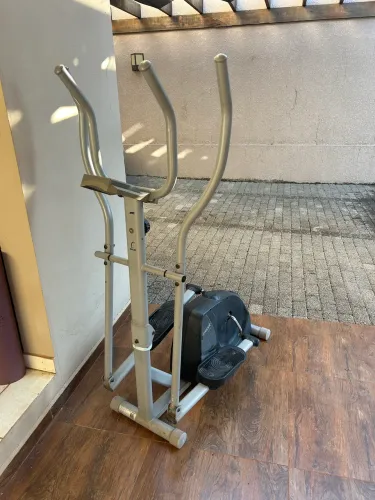 Elíptico Caloi - Classic Clt10