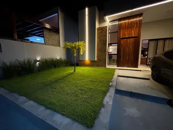 Casa com Planejados de Alto Padrão, 3 Quartos e 2 Vagas, Cond. Porto Monte, Marechal Deodo