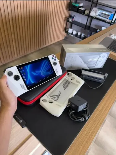 Vendo ou Troco Rog Ally Z1 Extreme