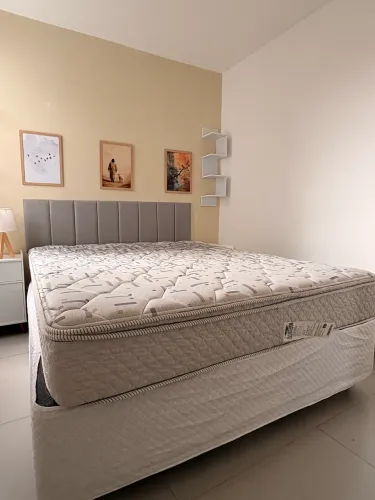 Colchão Queen Herval Molas Pocket + Base + Brindes