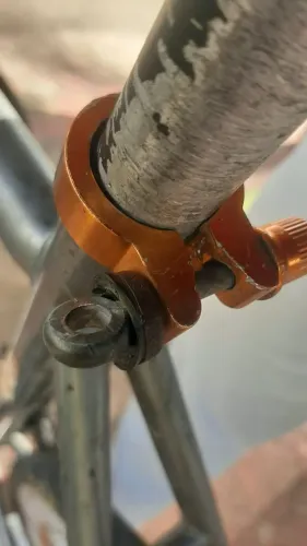 braçadeira de canote de bike