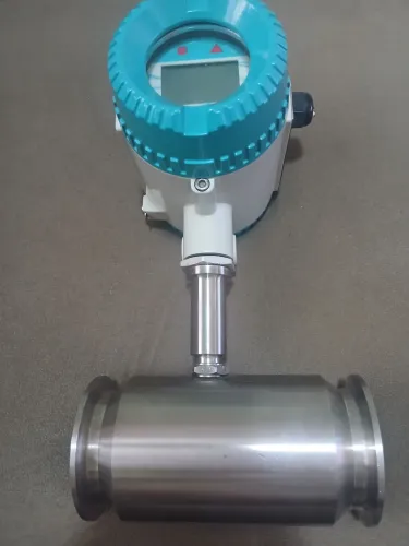 Medidor de Vazão estilo turbina