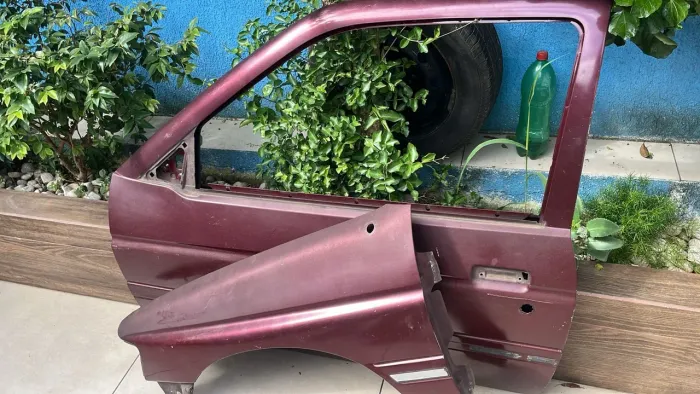 Porta e paralama de Escort 96