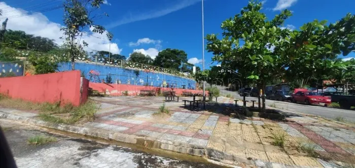 Terreno de 308 m² no Roma - Volta Redonda