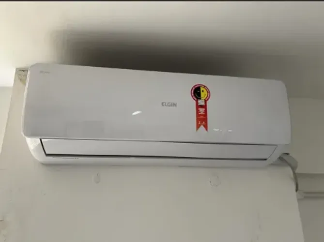 Ar-condicioando ELGIN 12.000 BTUS