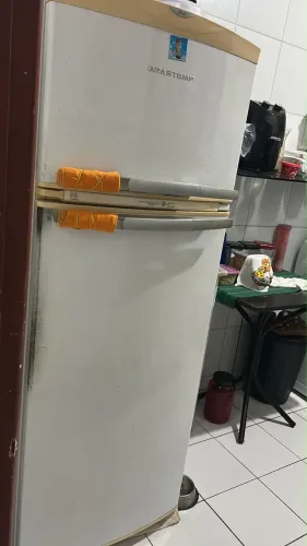 Vendo geladeira usada 