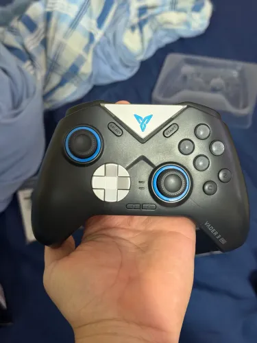 Flydigi Vader 3 Pro e Vader 4 Pro