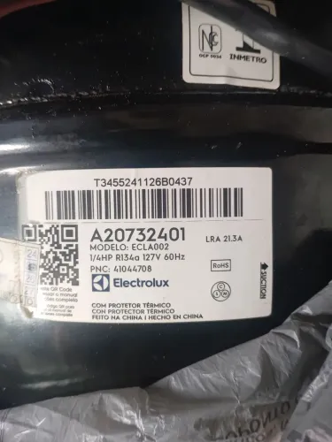 Motor compressor ECLA002 eletrolux semi novo usado 3 meses