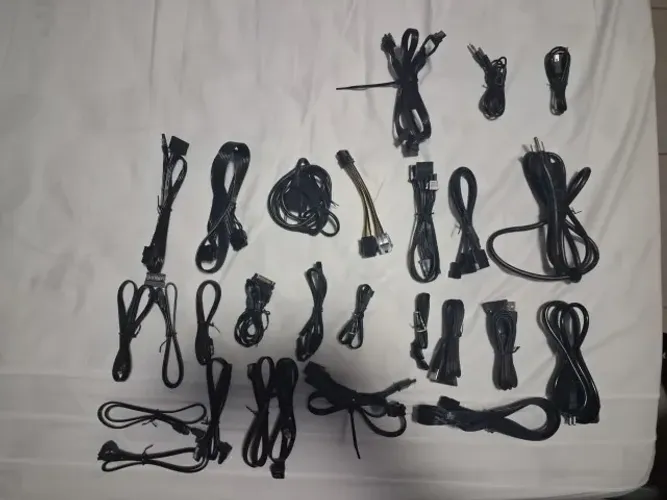 Kit com cabos de PC variados