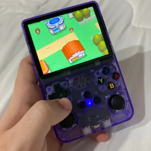 Videogame portátil R36s