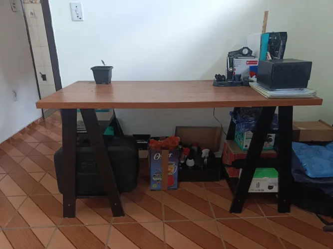 ESCRIVANINHA / MESA DE ESTUDO