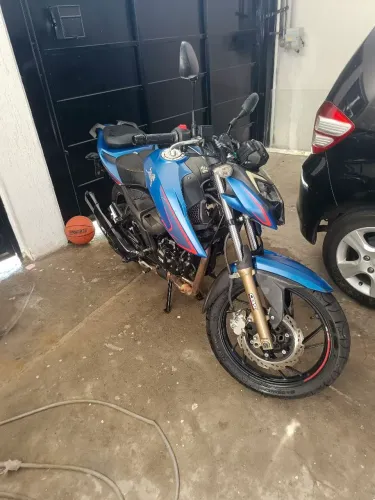 Apache RTR 200