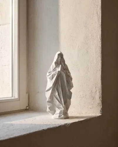 Escultura Geométrica Nossa Senhora Em Planos - Casa Nazaré