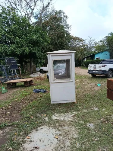 Guarita / Cabine de Entrada de Empresa / Condomínio