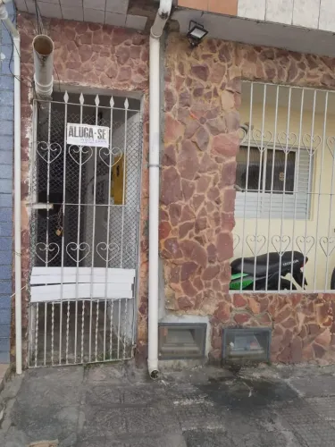 Alugo casa 1 quarto no Conjunto José da Silva Peixoto- Jacintinho