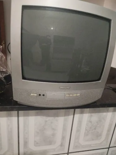 TV 14" com conversor e antena