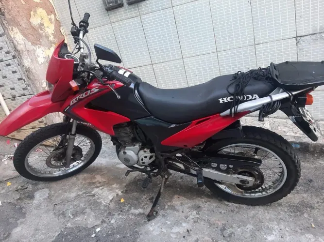 Honda bros150 esd 2012 aceito troca financio passo cartão