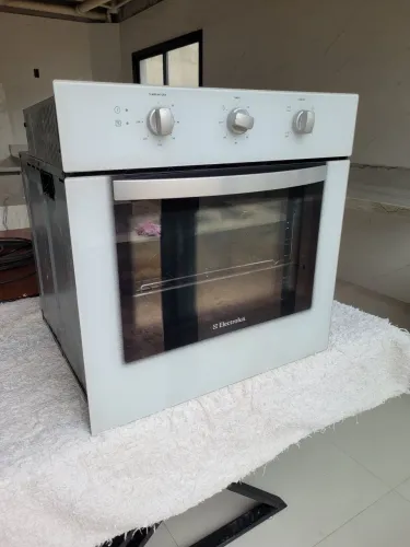 Forno Elétrico de Embutir Electrolux 80 Litros