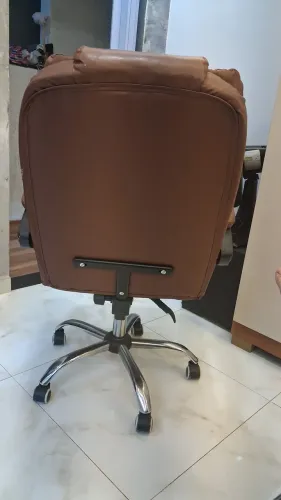 Vendo cadeira escritório nova 