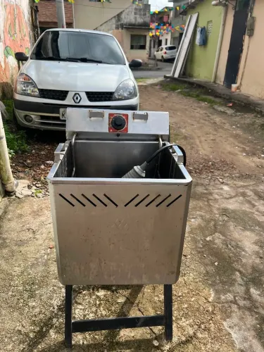 Fritadeira industrial. 25lts