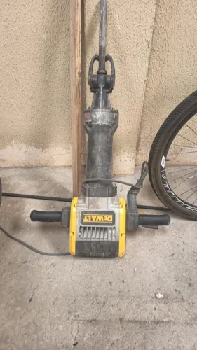Martelo demolidor Dewalt