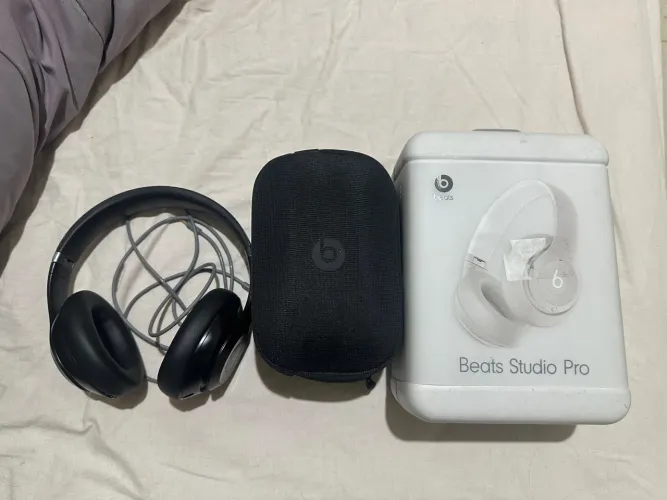 Apple Beats Studio Pro (na Garantia)