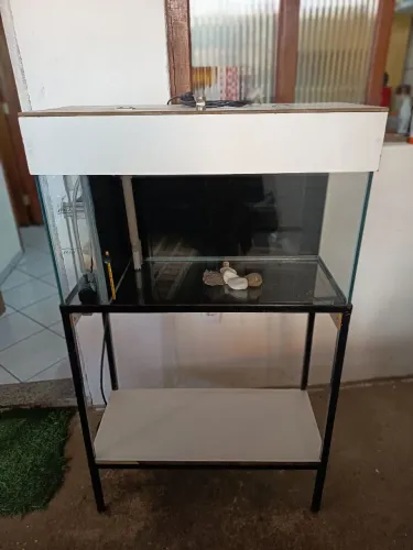Aquário 70 litros