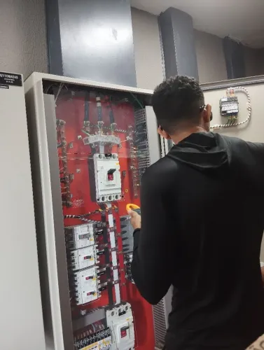Eletricista 24 horas