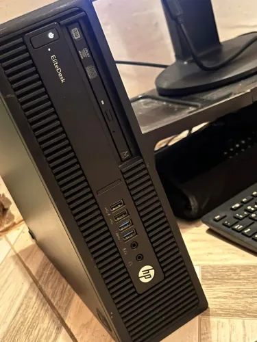 COMPUTADOR Completo ( PC +MONITOR + teclado HP EliteDesk 800 G2 SFF