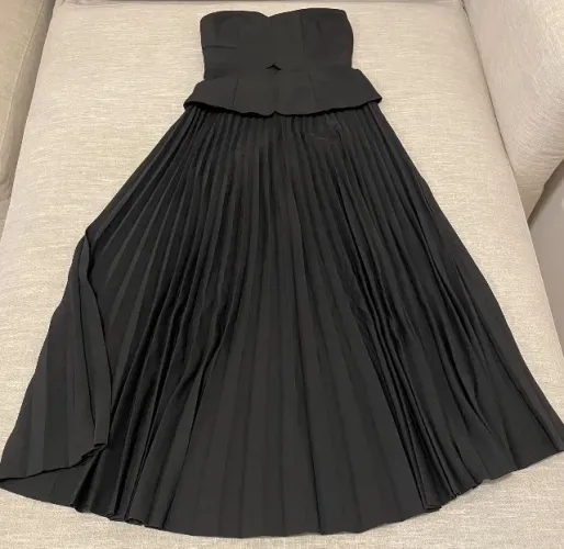 Vestido midi plissado preto P NOVO