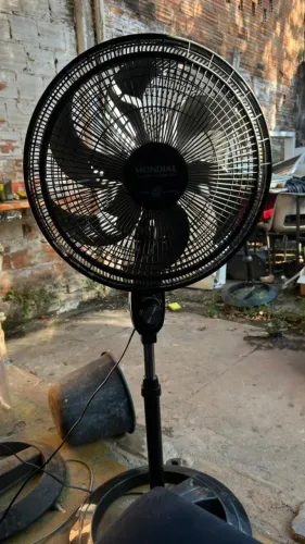 Ventilador 6 pás de Pé