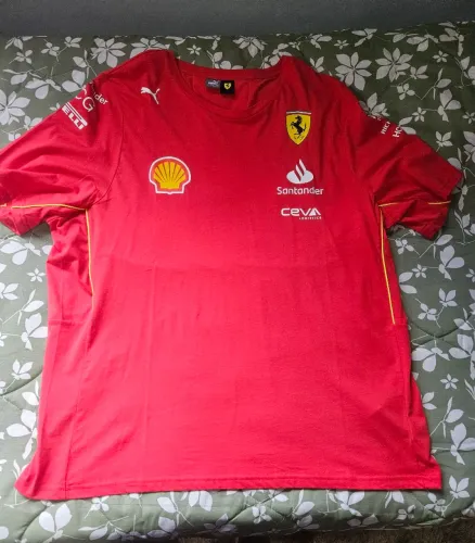 Camiseta Ferrari