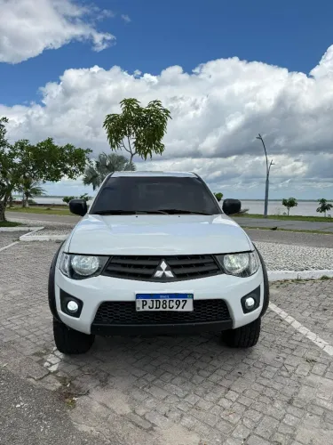 Mitsubishi L200 Triton GLX 3.2 CD TB Int.diesel MEC 2015