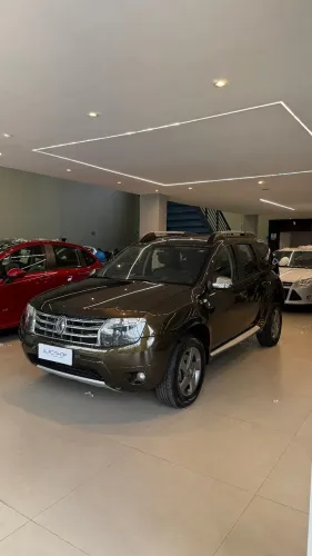 Renault Duster Dynamique 2.0 Hi-flex 16V Aut. 2014