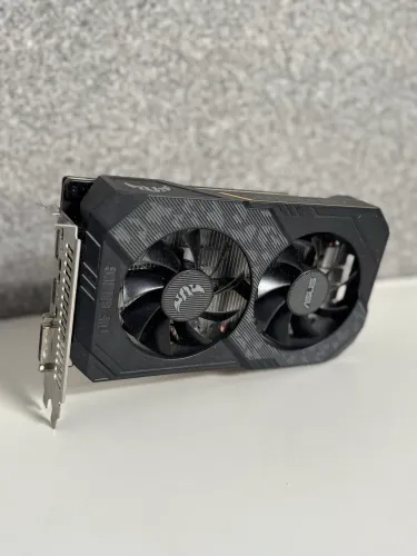 GTX 1650 Tuf 