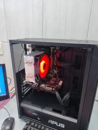 PC GAMER + VOLANTE/PEDAL