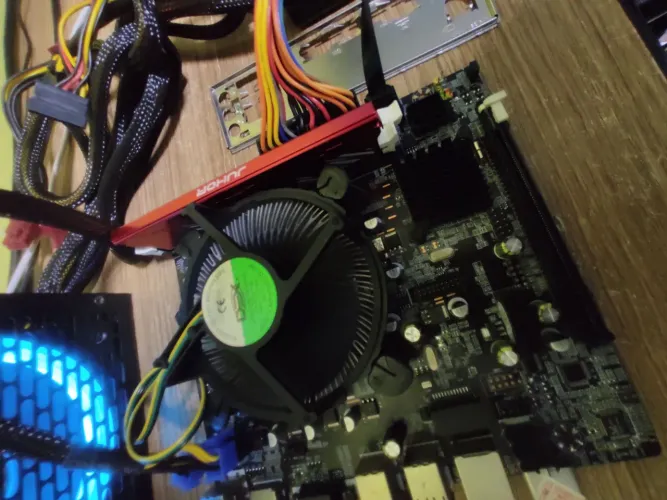 VENDO Kit Intel 1155 (Placa Mãe + i5 + Cooler