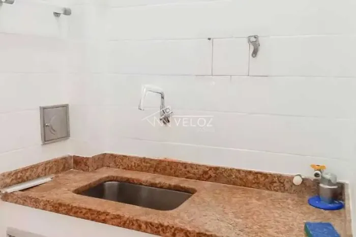 Apartamento : Padrão / Residencial / Centro