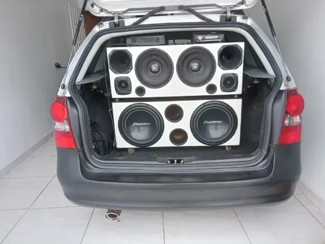 SOM AUTOMOTIVO
