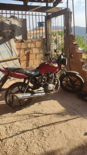Vende-se moto fan 150 2010