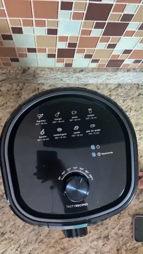 Air Fryer Electrolux Efficient 3,2L Preta (EAF10) - 127V Cesto Intacto