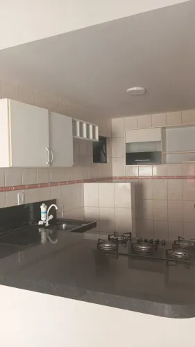 Alugo apartamento na melhor localização do Jardim Renascença II com 2 quartos