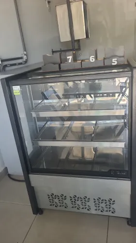 Vendo equipamentos para restaurante, bar e lanchonete