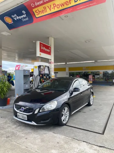 Volvo S60 T-5 2.0 240cv 4P 2011