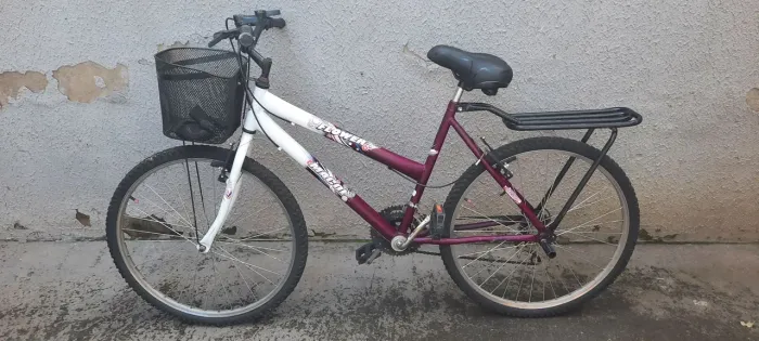 Bicicleta aro 26 em ótimo estado Único dono Com nota fiscal