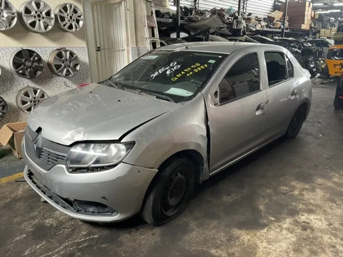 Sucata De Renault Logan 2019.