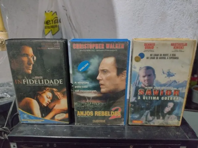 Fitas vhs com 3 vhs fitas de vídeo filmes dublados